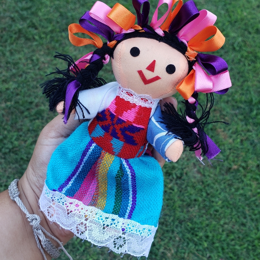 Mexican Rag Doll Lele